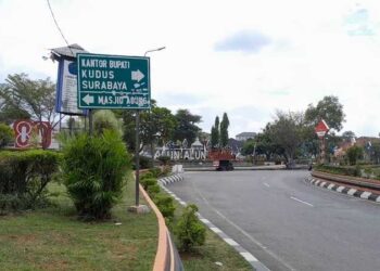 PMDN Turun, PMA di Demak Meningkat Signifikan Jadi Penopang Pertumbuhan Investasi di Jateng 25 Suasana di Kota Wali Kabupaten Demak. Foto : Burhan/Lingkar