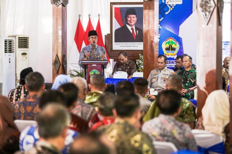 Pacu Pariwisata dan Ekonomi Syariah 2027, Pemprov Jateng Sinergi Kabupaten dan Kota 25 Rembug Pembangunan Provinsi Jawa Tengah 2026 wilayah Kedungsepur yang dilaksanakan di Pendopo Kabupaten Grobogan, Jumat, 29 Mei 2026. Foto: Dok. Pemprov Jateng/Lingkar