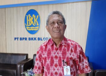 Direktur Utama PT BPR BKK Blora (Perseroda), Puguh Haryono. Foto : Eko Wicaksono/Lingkar