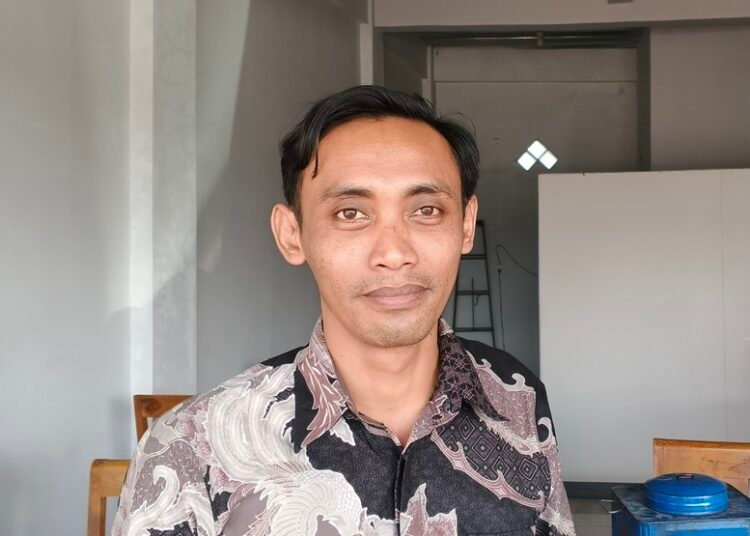 Soal 2 Badan Usaha Pengelola Minyak di Gandu Blora, Kades Iwan Buka Suara 25 Kepala Desa Gandu, Iwan Sucipto. Foto : Eko Wicaksono/Lingkar