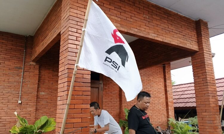Perkuat PSI hingga Desa, Jokowi Direncanakan Berkunjung ke Blora 25 Perkuat PSI hingga Desa, Jokowi Direncanakan Berkunjung ke Blora. Foto : Eko Wicaksono/Lingkar