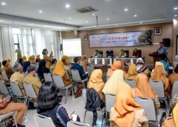 Wali Kota Salatiga Robby Hernawan membuka pertemuan Kelompok Kerja Operasional (Pokjanal) DBD Kota Salatiga Tahun 2026 di Kantor Setda, Selasa, 19 Mei 2026. (dok for Lingkarjateng.id)