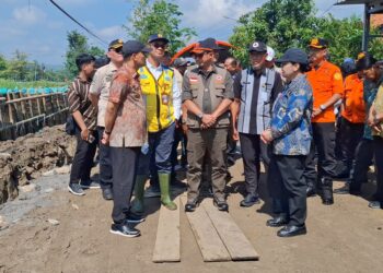 Pemerintah Siapkan Huntara untuk Korban Banjir Semarang dan Pelebaran Sungai Plumbon