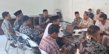 Rapat persiapan ekspose pendampingan hibah yang digelar Badan Kesbangpol Kendal, Selasa, 19 Mei 2026. (Anik Kustiani/Lingkarjateng.id)