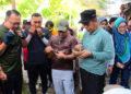 Ketua DPRD Pekalongan Apresiasi Geliat UMKM Center Kedungwuni, Minta Dukungan Terus Ditingkatkan 29 Ketua DPRD Kabupaten Pekalongan, Abdul Munir (kanan), menghadiri kegiatan “Ngopi Bareng Bakul Jajan” di UMKM Center Kedungwuni, Kabupaten Pekalongan, Jumat, 8 Mei 2026. (Fahri Akbar/Lingkarjateng.id)
