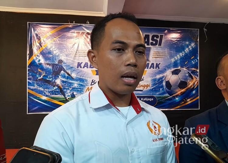 KONI Tanggapi Polemik Penggantian Plt Ketua PSSI Demak 25 Ketua KONI Demak, Suryo Hadi Wibowo. (M. Burhanuddin Aslam/Lingkarjateng.id)