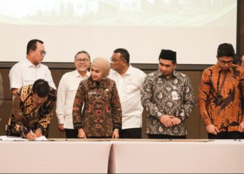 Penandatanganan nota kesepahaman proyek Pengolahan Sampah Menjadi Energi Listrik (PSEL) Semarang Raya di Gedung Kementerian Koordinator Bidang Pangan, Jakarta, Senin, 11 Mei 2026. (Humas Pemprov Jateng/Lingkarjateng.id)