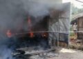 TKP: Oven pengering kayu di Desa Sekuro, Kecamatan Mlonggo, Kabupaten Jepara terbakar pada Rabu, 6 Mei 2026. (dok for Lingkarjateng.id)