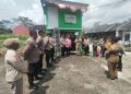 Camat Patean, Muh Syamsudluha Tantomi, memberikan sambutan saat ada pengecekan dan penilaian lomba Satkamling di Perumahan Srendeng Green Residence pada Senin 4 Mei 2026. (dok for Lingkarjateng.id)
