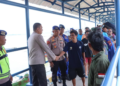 Polres Jepara saat menjemput korban kapal tenggelam di Dermaga Kartini Jepara. Foto : Dok.Polres Jepara/Lingkar
