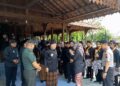 Bupati Demak, Eisti'anah, melaksanakna tradisi pisowanan ke Kasepuhan Kadilangu, Selasa, 5 Mei 2026. (M. Burhanuddin Aslam/Lingkarjateng.id)