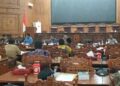 Suasana rapat paripurna public hearing pembahasan Raperda tentang Bantuan Hukum untuk Masyarakat Miskin di gedung DPRD Pati pada Senin 18 Mei 2026. (Lingkarjateng.id)