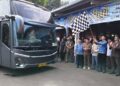 Bupati Jepara, Witiarso Utomo (Mas Wiwit) saat melepas Jamaah haji Jepara di depan Pendopo Kartini, Senin, 4 Mei 2026. (Tomi Budianto/Lingkarjateng.id)