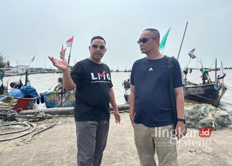 JMSI Jateng Ungkap Pentingnya Reklamasi Pantai Banyutowo, Dorong Produktivitas KNMP 25 Ketua JMSI Jawa Tengah Agus Sunarko (kiri) mengajak jajaran JMSI Pusat meninjau kawasan Tempat Pelelangan Ikan (TPI) Banyutowo pada Minggu, 24 Mei 2026. (Dok. for Lingkarjateng.id)