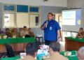 Ketua Komisi C DPRD Pati Joni Kurnianto mengisi sosialisasi di kantor DPUTR, Senin, 18 Mei 2026. (Lingkarjateng.id)
