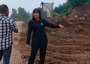 Sidak Galian C, DPRD Kendal Minta Pengelola Bangun Drainase dan Ganti Armada Pengangkut