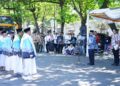 Plt Bupati Pati Risma Ardhi Chandra melepas keberangkatan jemaah haji kloter 43 dan 49 di halaman pendopo pada Kamis, 7 Mei 2026. (Dok. Pemkab Pati/Lingkarjateng.id)