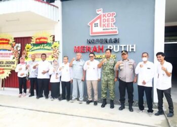 Peresmian Koperasi Desa/Kelurahan Merah Putih (KDKMP) yang digelar di Desa Lengkong, Kecamatan Batangan pada Sabtu 16 Mei 2026. (Lingkarjateng.id)
