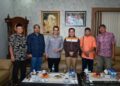 Plt Bupati Pekalongan Sukirman menerima kunjungan kerja Anggota DPR RI Rizal Bawazier di Rumah Dinas Wakil Bupati Pekalongan, Minggu, 24 Mei 2026. (Fahri Akbar/Lingkarjateng.id)