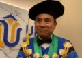 UMK Buka Suara Soal Dapur MBG Masuk Kampus, Tekankan Marwah Akademik 29 Rektor UMK Prof. Darsono saat ditanyai wartawan usai prosesi wisuda ke-76 di auditorium UMK, Kamis, 7 Mei 2026. (Nisa Hafizhotus S/Lingkarjateng.id)