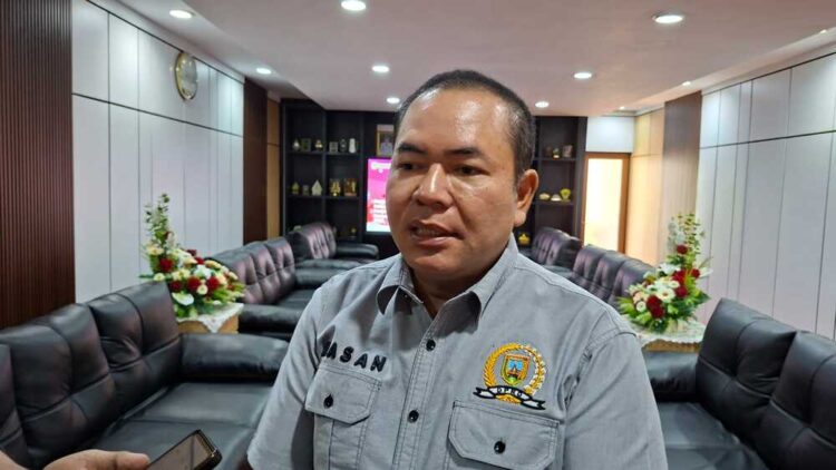 DPRD Kudus Dukung Pengaktifan Siskamling, Efektif Jaga Keamanan Warga 25 Ketua DPRD Kabupaten Kudus, Masan. Foto : Ahmad Abror/Lingkar