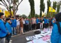 Ratusan Mahasiswa Pekalongan Gelar Audiensi Terbuka di Alun-alun, Soroti Isu Daerah-Nasional 34 Suasana audiensi terbuka mahasiswa yang dihadiri unsur Forkopimda Kabupaten Pekalongan di depan Alun-alun Kajen, Rabu, 17 Juni 2026. (Fahri Akbar/Lingkarjateng.id)