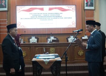 Penyesuaian SOTK Baru, Bupati Wiwit Lantik 36 Pejabat Pemkab Jepara