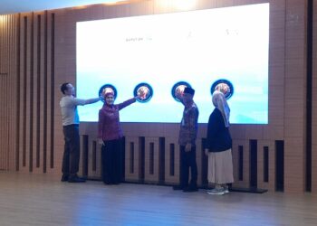Dongkrak PAD, Bupati Kendal Luncurkan Pembayaran Pajak Pakai QRIS