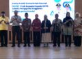 Kendal Resmi Terapkan KKPD, Bupati Tika Targetkan Capaian ETPD Meningkat 35 Bupati Kendal, Dyah Kartika Permanasari, berfoto bersama kepala OPD dan camat saat penyerahan KKPD di Gedung Abdi Praja Setda Kendal, Kamis, 18 Juni 2026. (Anik Kustiani/Lingkarjateng.id)
