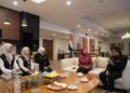Jalani Pendataan Sensus Ekonomi 2026, Bupati Kendal Ajak Masyarakat Beri Data Akurat 26 Bupati Kendal, Dyah Kartika Permanasari, saat menerima petugas sensus ekonomi di Rumah Dinas Bupati Kendal, Jumat, 19 Juni 2026. (Humas Pemkab Kendal/Lingkarjateng.id)