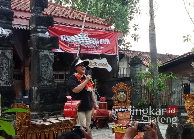 DPR RI Dorong Kawasan Candi Joglo Semar Grobogan Dikembangkan Seperti Desa Panglipuran Bali 25 Anggota Komisi VII DPR RI, Evita Nursanty, saat kunjungan kerja ke Candi Joglo Semar di Desa Krangganharjo, Kecamatan Toroh, Kabupaten Grobogan, Minggu, 21 Juni 2026. (Ahmad Abror/Lingkarjateng.id)