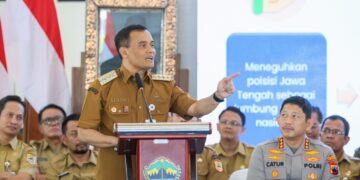 Pertahankan Status Lumbung Pangan Nasional, Jateng Petakan Wilayah Rawan Kekeringan 16 Gubernur Jateng Ahmad Luthfi dalam acara Rembug Pembangunan Jateng 2026 Wilayah Solo Raya di Pendopo Kabupaten Boyolali, Selasa (2/6/2026). Foto : Dok.Pemprov Jateng/Lingkar