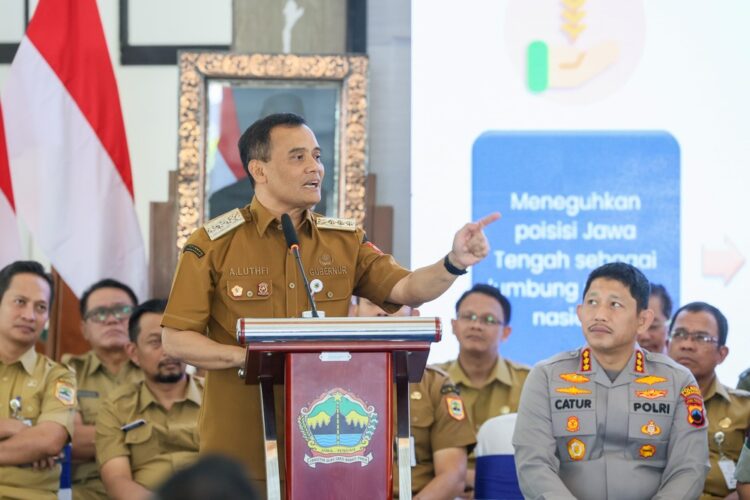 Gubernur Jateng Ahmad Luthfi dalam acara Rembug Pembangunan Jateng 2026 Wilayah Solo Raya di Pendopo Kabupaten Boyolali, Selasa (2/6/2026). Foto : Dok.Pemprov Jateng/Lingkar