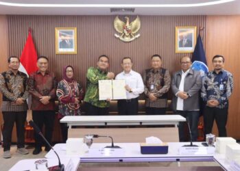Pemkab Blora Resmi Hibahkan Aset Lahan 8,7 Hektare ke Kemendiktisaintek 25 Bupati Blora dalam acara Penandatanganan berita acara serah terima (BAST), di Kantor Mendiktisainteks, Jakarta, Jumat (12/06/2026). Foto : Dok.Pemkab Blora/Lingkar