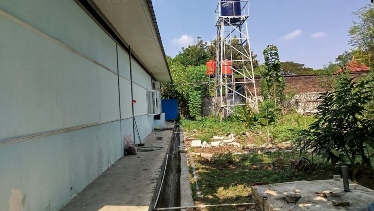 Cek IPAL di 7 Dapur MBG, DLH Blora Sebut SPPG Khusus Tak Penuhi Standar 25 Kondisi IPAL yang di klaim tertanam di SPPG Khusus Blora. Foto : Eko Wicaksono/Lingkar