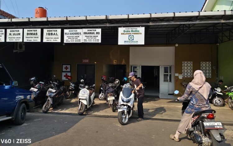 DPRD Soroti Dugaan Kejanggalan Adopsi Bayi Korban Asusila di Padepokan Pekalongan 25 Klinik Graha Medika di Kecamatan Doro, Kabupaten Pekalongan lokasi persalinan bayi. Foto : Fahri Akbar/Lingkar