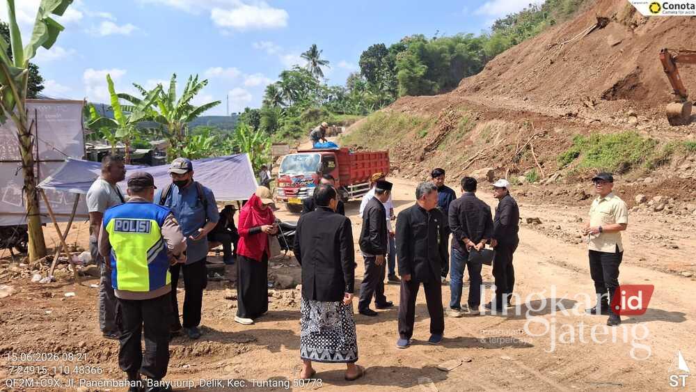 DPRD Soroti Jalan Kabupaten Semarang Rusak, Aktivitas Tambang Disebut Jadi Penyebab 26 IMG 20260615 WA0042 1