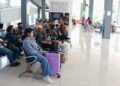 Sejumlah penumpang menunggu bus di ruang keberangkatan Terminal Tipe A Tingkir, Salatiga yang terlihat bersih dan rapi, Selasa, belum lama ini. Foto : Angga Rosa/Lingkar