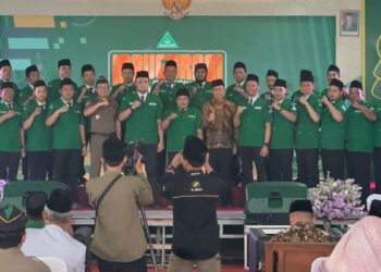 Pengurus baru Pimpinan Cabang Gerakan Pemuda (GP) Ansor Kota Salatiga usai dilantik, Minggu, 21 Juni 2026. Foto :Dok.GP Ansor Salatiga/Lingkar