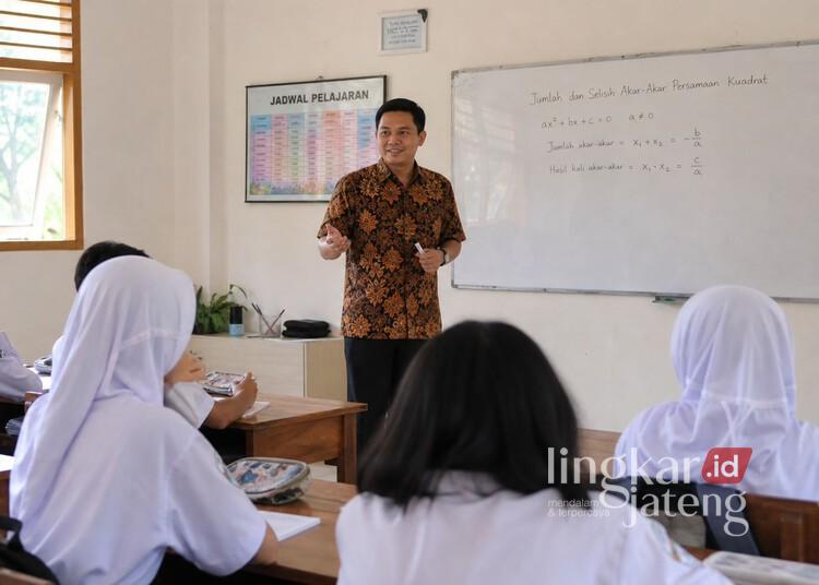 Efisiensi Anggaran, DPRD Jateng Minta Pemprov Prioritaskan Nasib 1.814 Guru Honorer 26 KBM