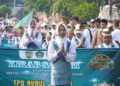 Santri mengikuti Kirab Gebyar Muharram di Alun-alun Jepara, Selasa, 16 Juni 2026. (Tomi Budianto/Lingkarjateng.id)