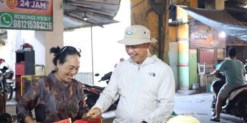 Kudus Rencanakan Bangun Pasar Anyar bagi Pedagang Pasar Bitingan, di sini Lokasinya 10 Bupati Kudus, Sam’ani Intakoris meninjau Pasar Bitingan baru-baru ini. (Nisa Hafizhotus Syarifa/Lingkarjateng.id)