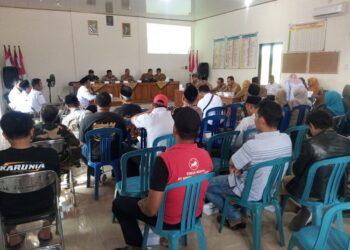 Suasana musdesus di Balai Desa Turitempel, Kecamatan Guntur, Kabupaten Demak, Senin, 15 Juni 2026. (M. Burhanuddin Aslam/Lingkarjateng.id)