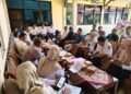 Suasana rapat koordinasi penataan pedagang kaki lima (PKL) di Kantor Kecamatan Kedungwuni, Kabupaten Pekalongan pada Rabu, 24 Juni 2026. (Fahri Akbar/Lingkarjateng.id)