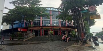 POTRET: Tampak depan kondisi Pasar Bulu Kota Semarang beberpa waktu lalu. (Syahril Muadz/Lingkarjateng.id)