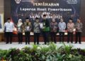 Pemkab Jepara Pertahankan Opini WTP 16 Kali Beruntun 36 Wakil Bupati Jepara, M. Ibnu Hajar (tengah) menerima laporan hasil pemeriksaan atas LKPD Tahun 2025 di Kantor BPK Perwakilan Provinsi Jawa Tengah, Semarang pada Kamis, 11 Juni 2026. (dok fro Lingkarjateng.id)
