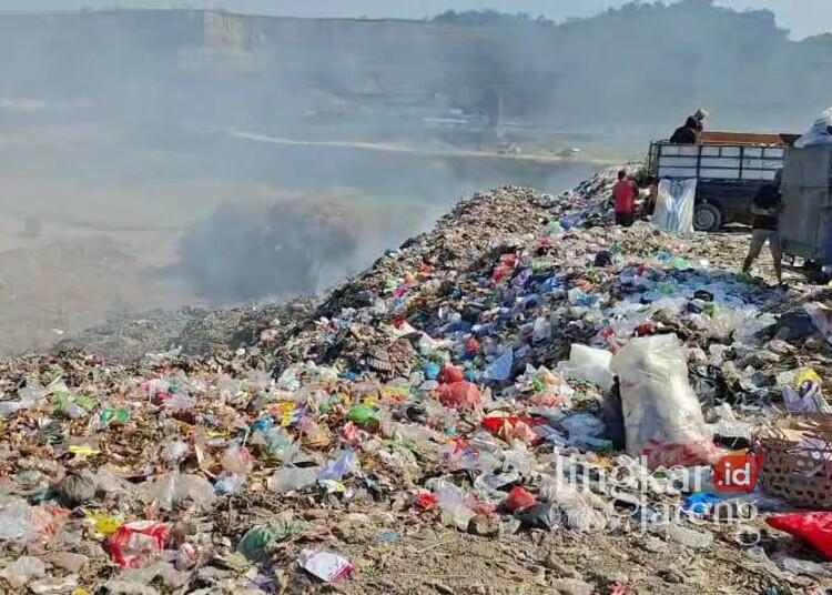 Jaga Usia TPA Berahan Kulon, Warga Demak Diimbau Kelola Sampah dari Rumah 25 TPA di Desa Berahan Kulon, Kecamatan Wedung, Kabupaten Demak. (M. Burhanuddin Aslam/Lingkarjateng.id)