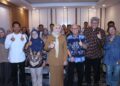 Wakil Wali Kota Pekalongan, Balgis Diab, bersama Kemitraan Indonesia saat meluncurkan Program Rumah Livelihood di Hotel Aston Pekalongan, Senin, 8 Juni 2026. (Fahri Akbar/Lingkarjateng.id)