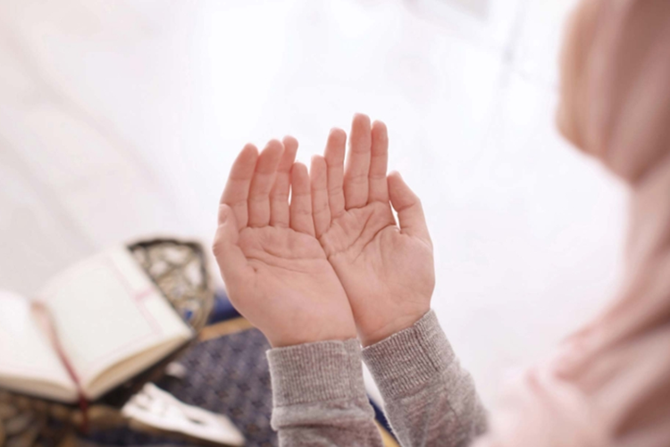 Ilustrasi - Beberapa Amalan Sunnah dalam Mengisi Bulan Muharam 1448 Hijriah. Foto : Shutterstock