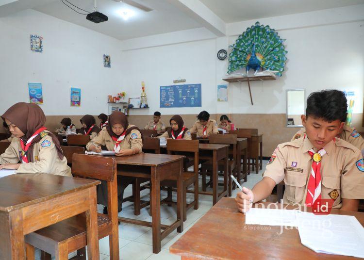 Gandeng 139 Sekolah, Sekolah Kemitraan Jateng Buka Harapan Baru bagi Ribuan Siswa 25 Program Sekolah Kemitraan Jateng menyambung kembali kesempatan belajar ribuan siswa. (Dok. Pemprov Jateng/Lingkarjateng.id)